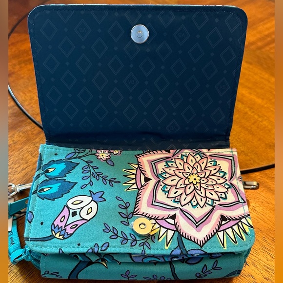 NWT Vera Bradley RIFD 3-in-1 Crossbody Wristlet Bag ~ PEACOCK GARDEN 🦚 - Picture 11 of 12